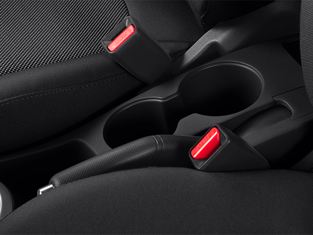 2013 Hyundai ACCENT 5-DOOR GS