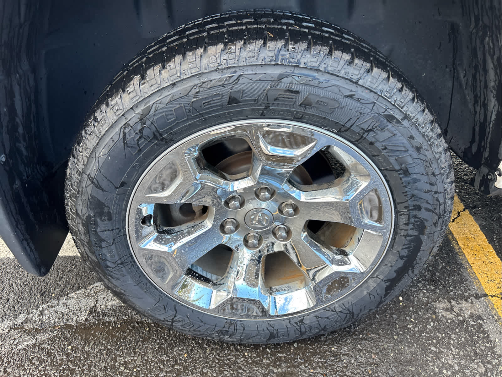 2022 RAM 1500 Big Horn Crew Cab 4x4 5'7" Box