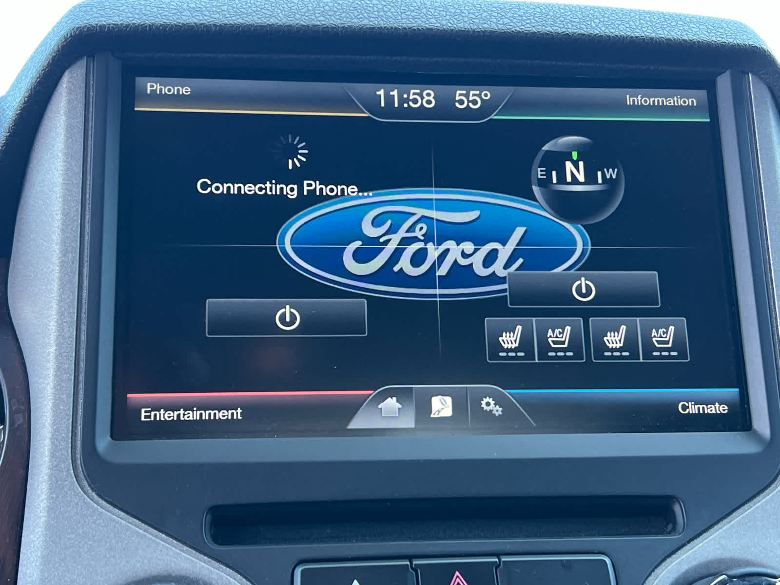 2015 Ford Super Duty F-250 SRW Lariat