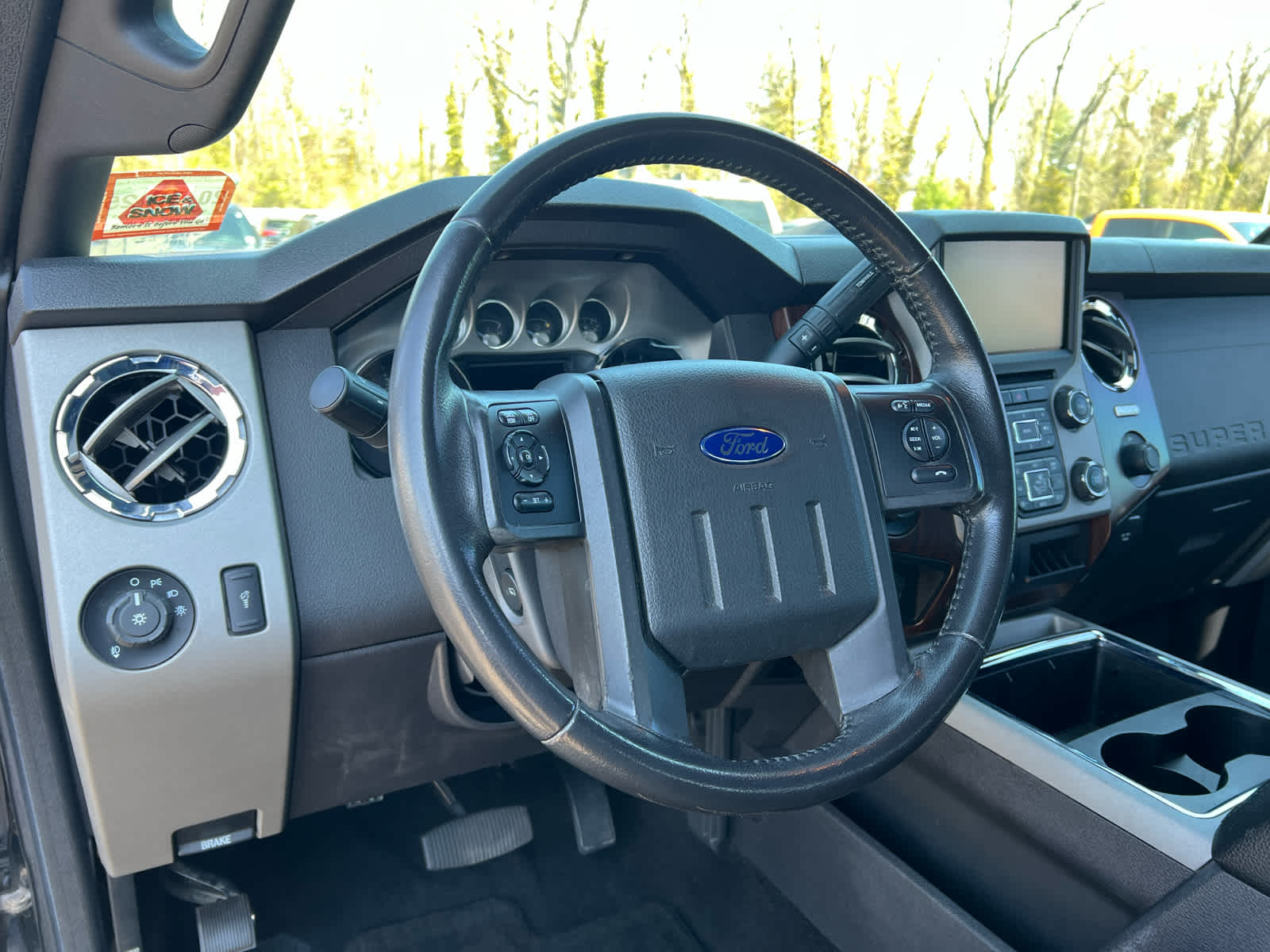 2015 Ford Super Duty F-250 SRW Lariat