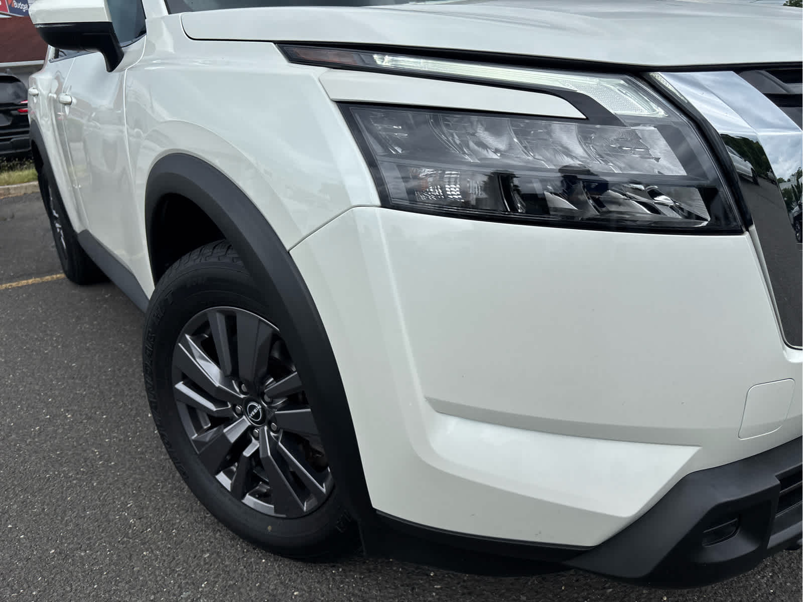 2023 Nissan Pathfinder SV 4WD
