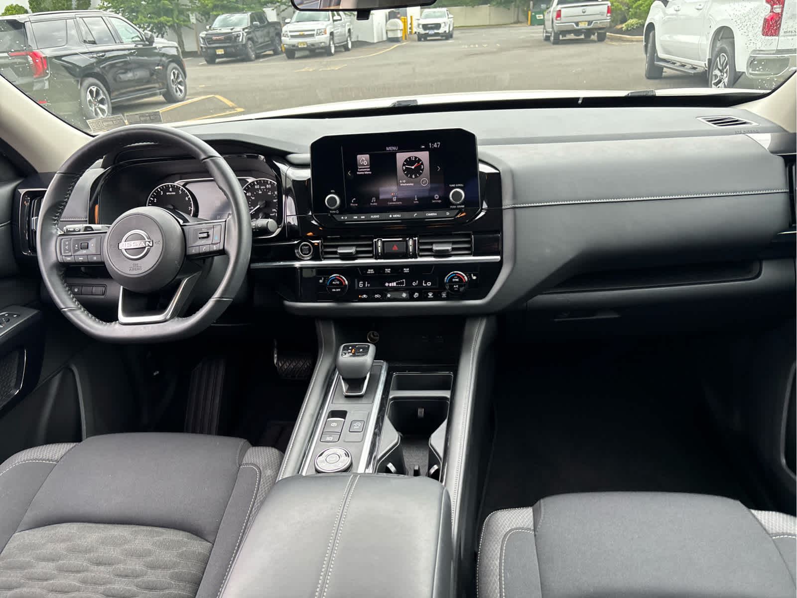 2023 Nissan Pathfinder SV 4WD
