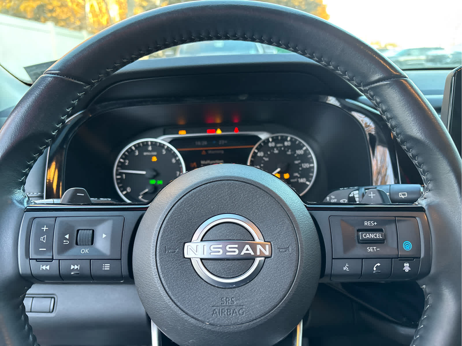 2022 Nissan Pathfinder SV