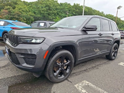 2022 Jeep Grand Cherokee Altitude