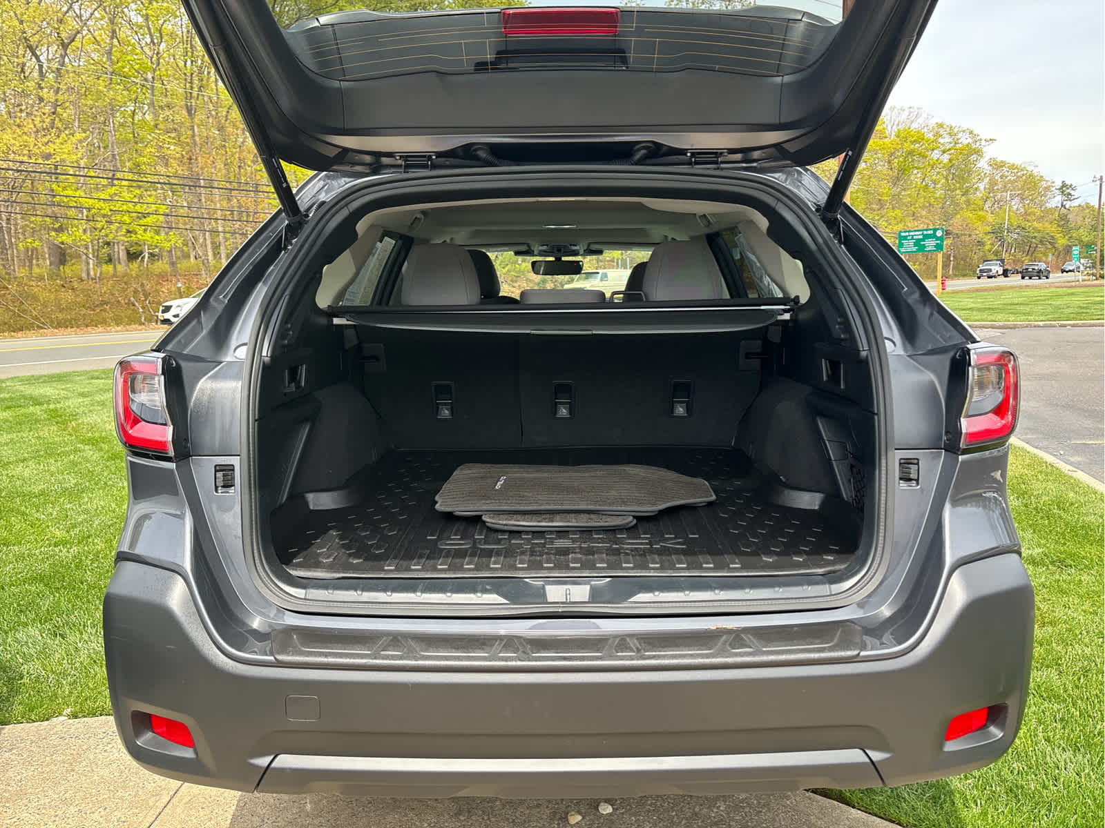 2025 Subaru Outback Premium