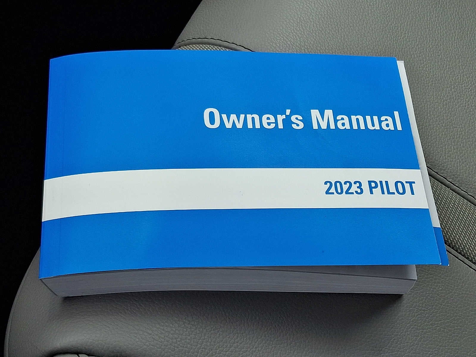 2023 Honda Pilot EX-L 8 Passenger