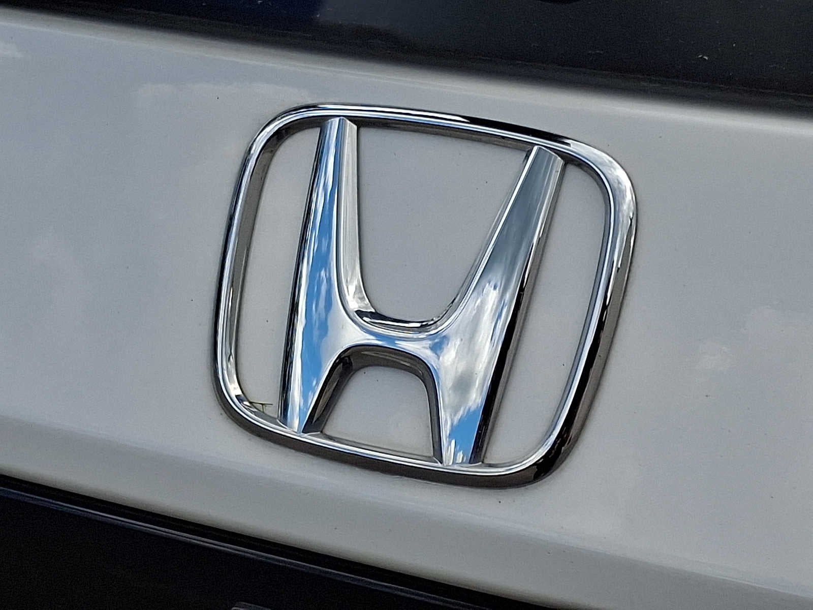 2023 Honda Pilot EX-L 8 Passenger
