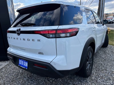 2023 Nissan Pathfinder S