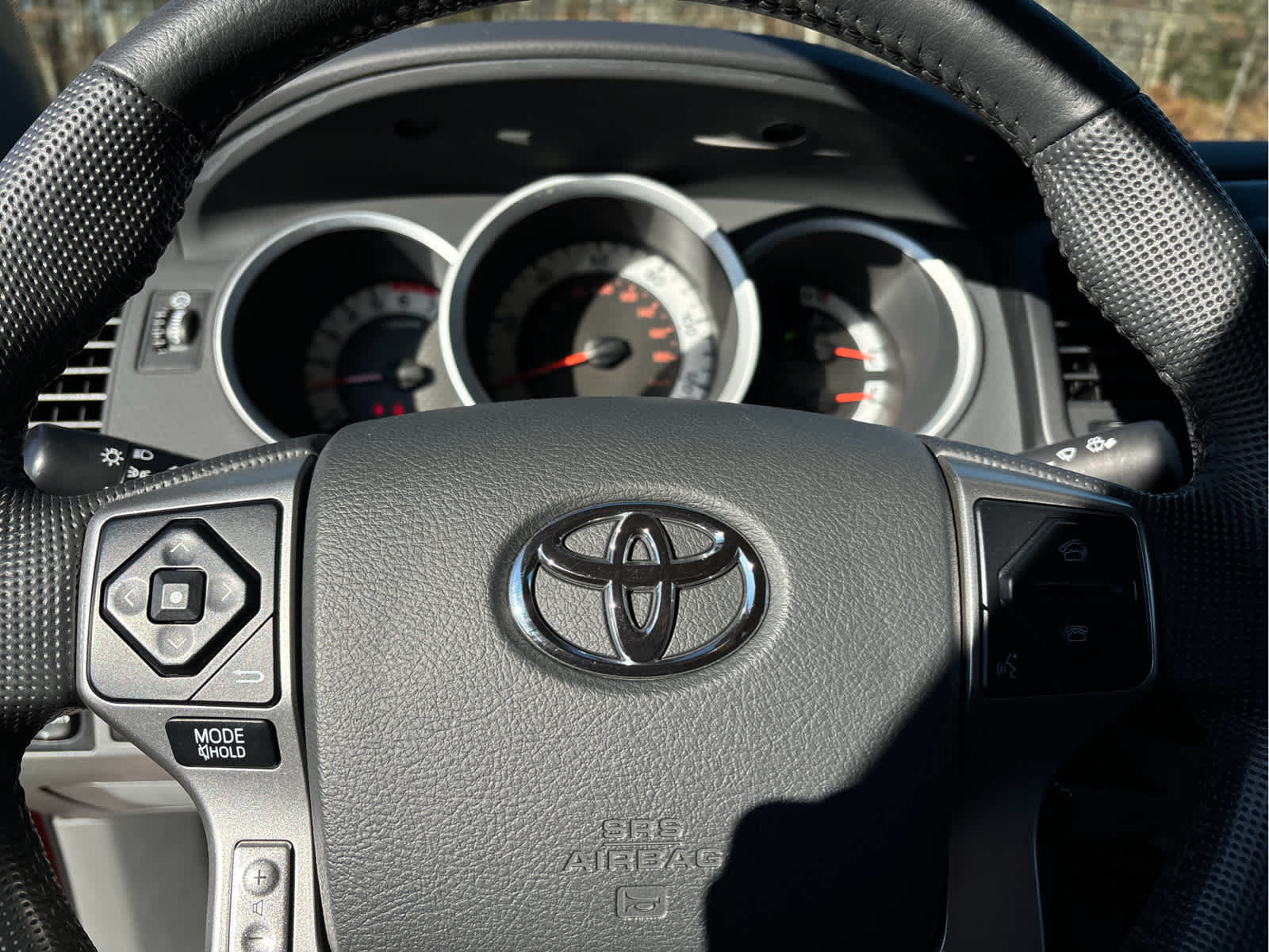 2014 Toyota Tacoma 2WD Access Cab I4 AT (Natl)