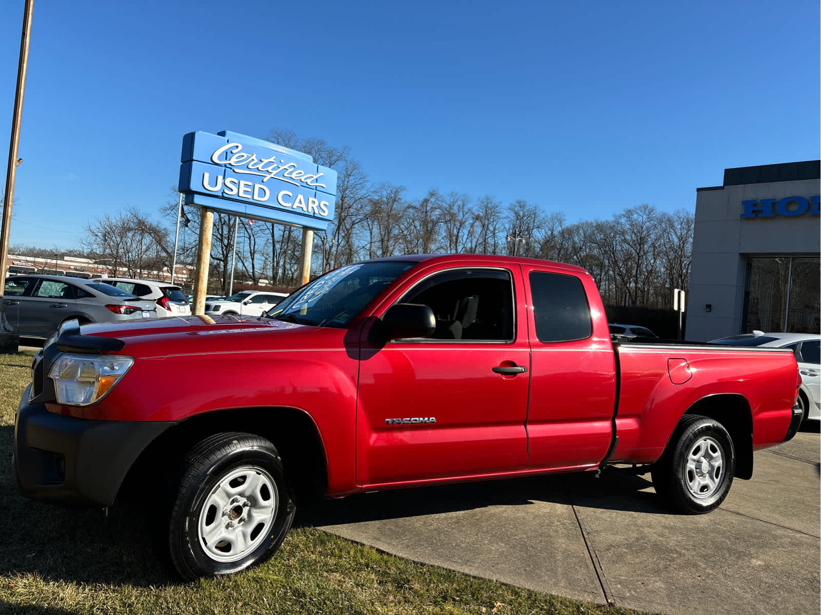 2014 Toyota Tacoma 2WD Access Cab I4 AT (Natl)