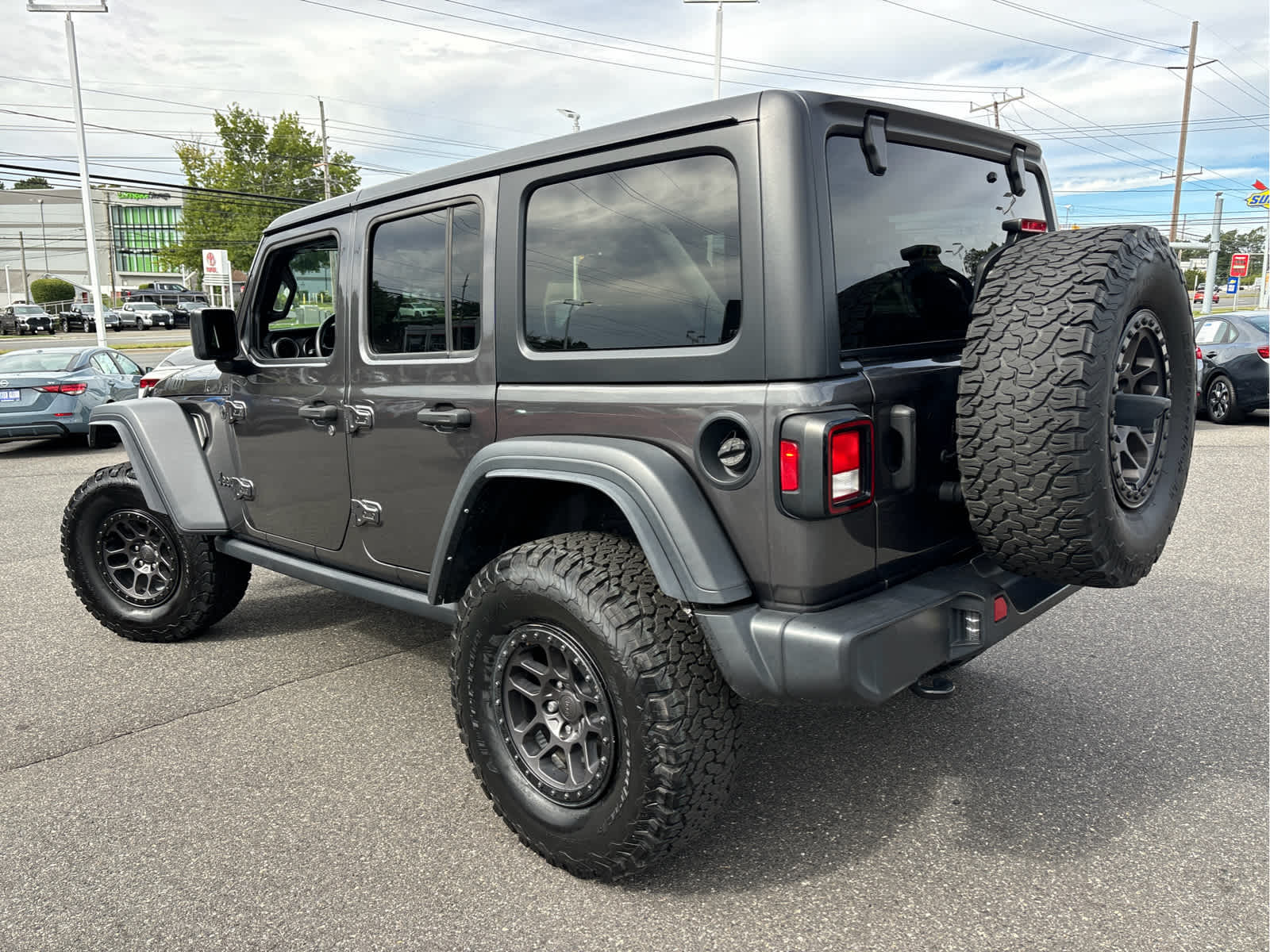 2023 Jeep Wrangler 4-Door Willys 4x4