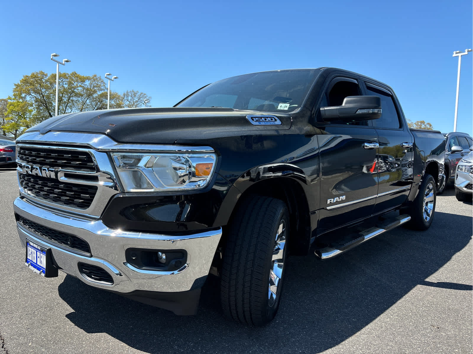 2023 RAM 1500 Big Horn Crew Cab 4x4 5'7" Box