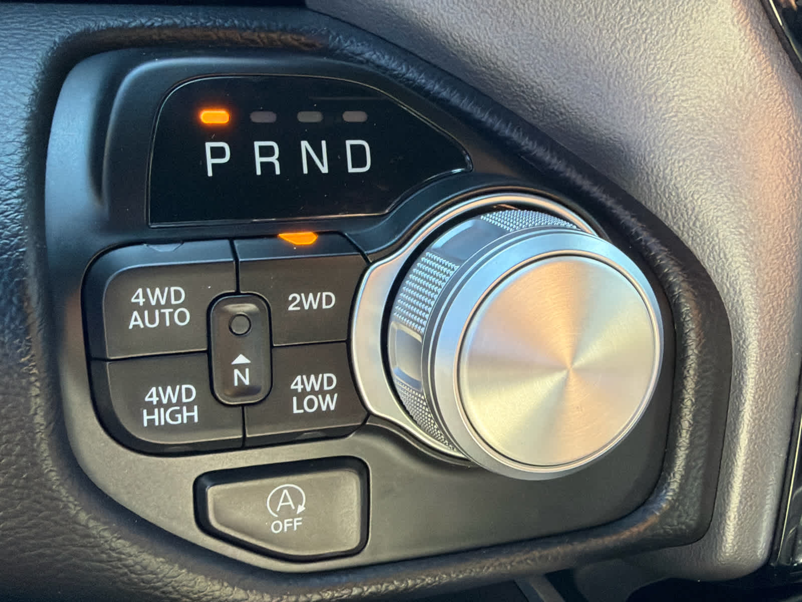 2023 RAM 1500 Laramie Crew Cab 4x4 5'7" Box