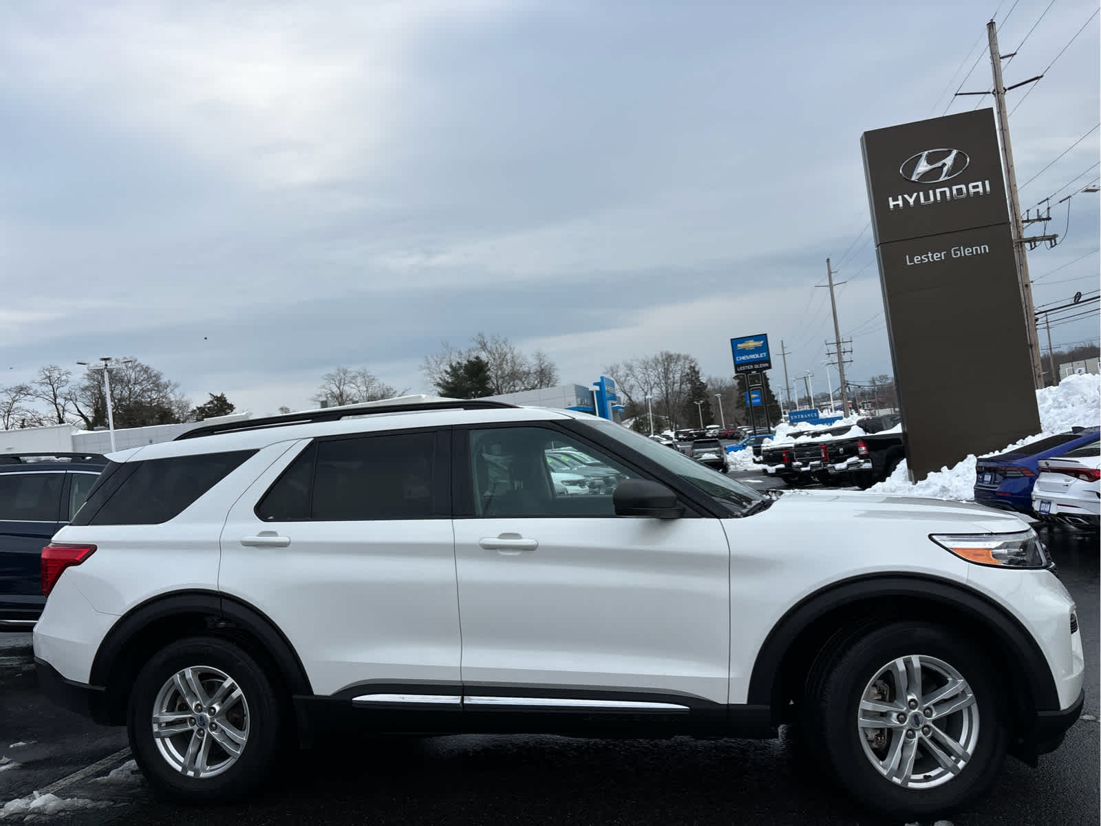 2023 Ford Explorer XLT