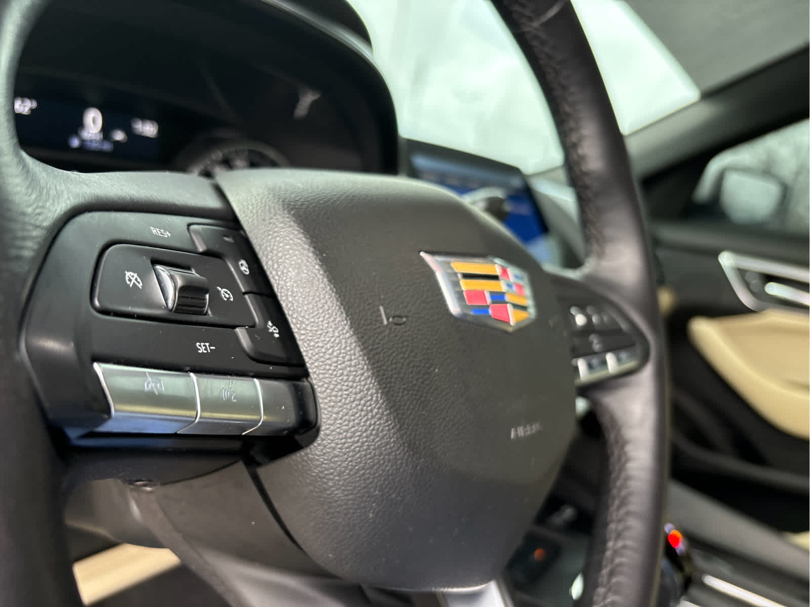 2024 Cadillac CT5 Luxury