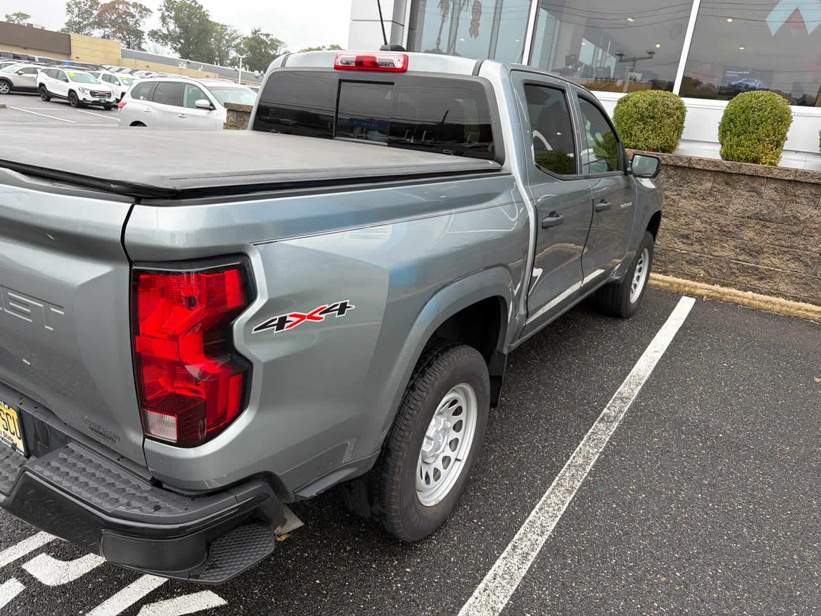 2024 Chevrolet Colorado WT