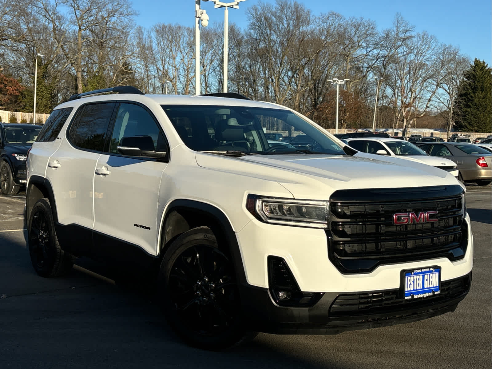 2023 GMC Acadia SLT