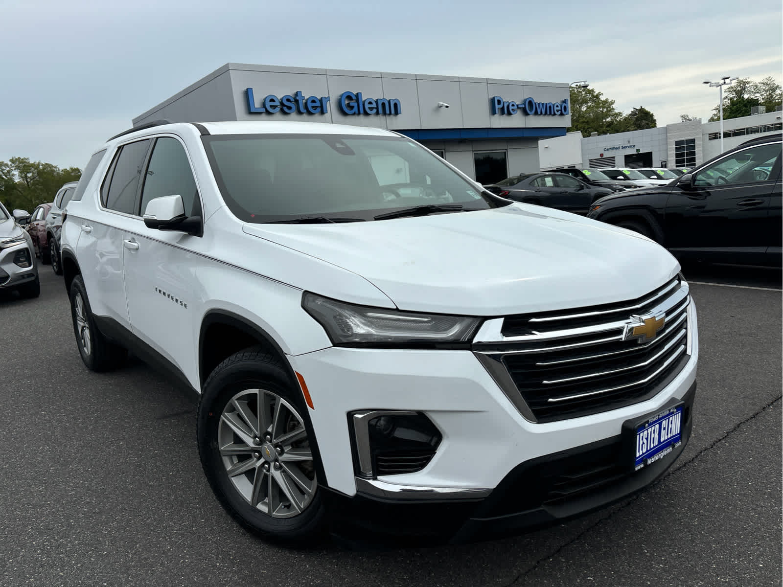 2023 Chevrolet Traverse LT Cloth
