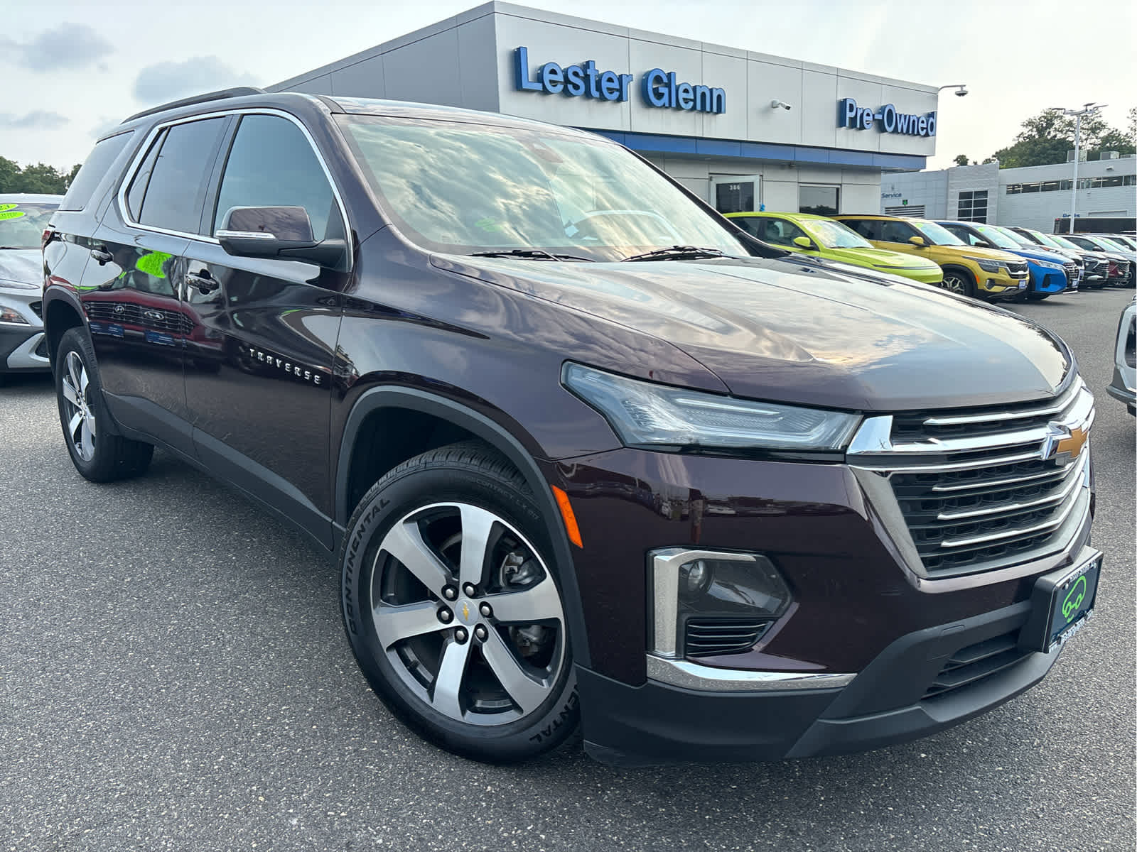2023 Chevrolet Traverse LT Leather