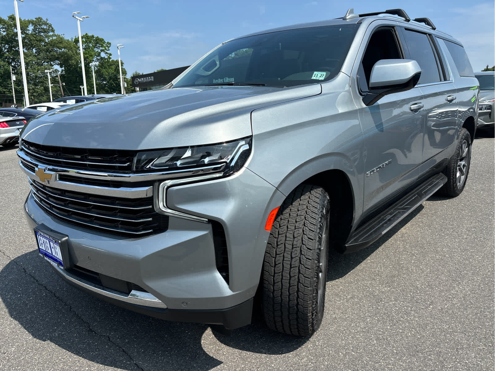 2023 Chevrolet Suburban LT