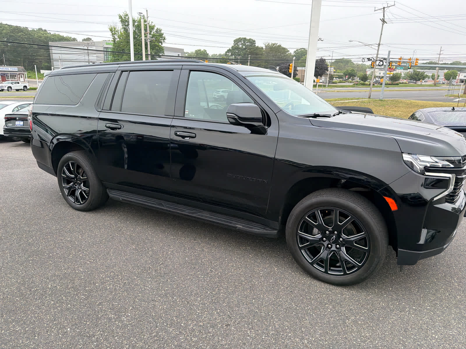 2024 Chevrolet Suburban RST