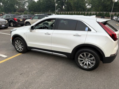 2023 Cadillac XT4 Premium Luxury