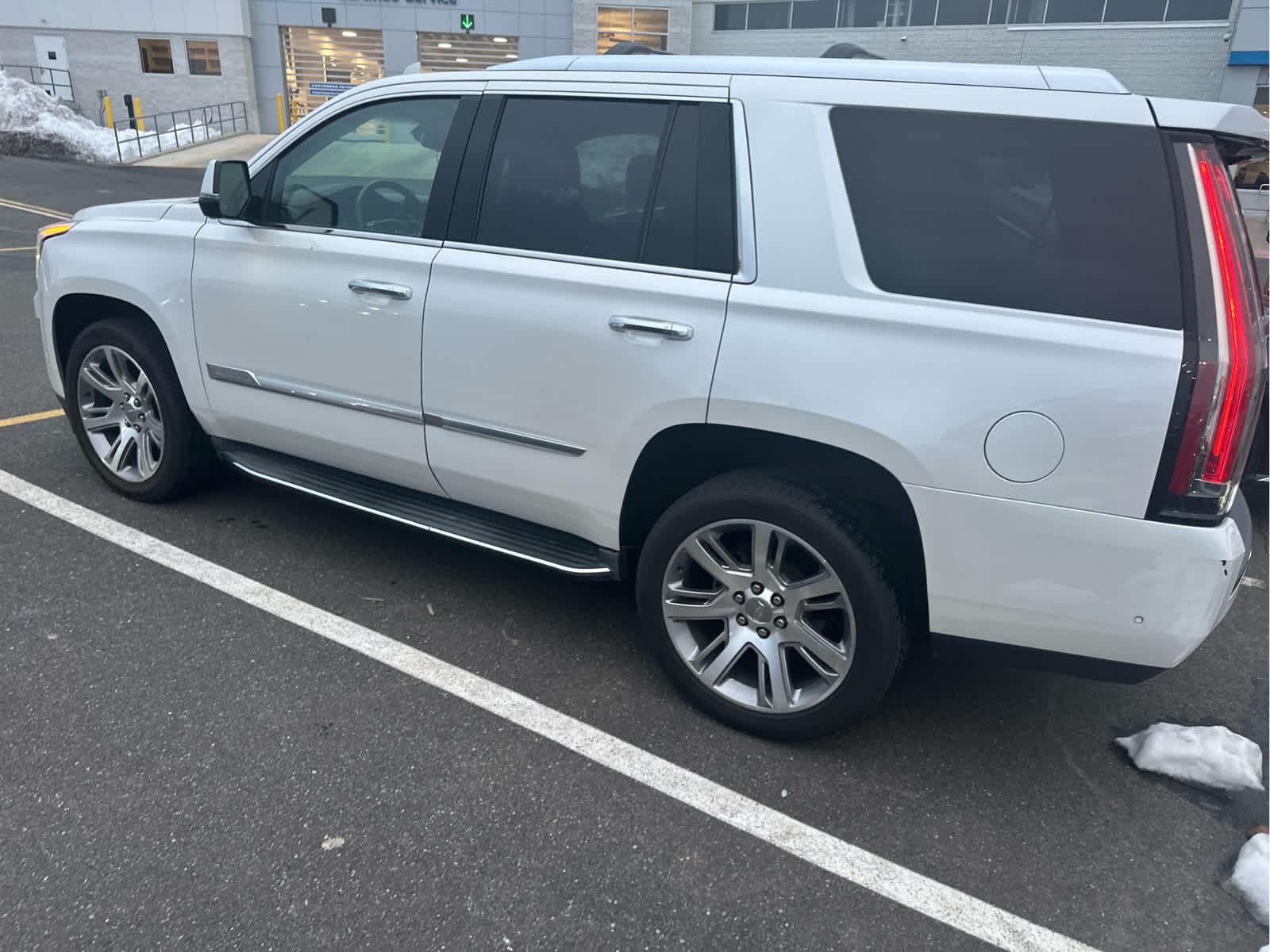2017 Cadillac Escalade Luxury