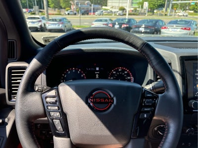 2023 Nissan Frontier Crew Cab PRO-4X 4x4