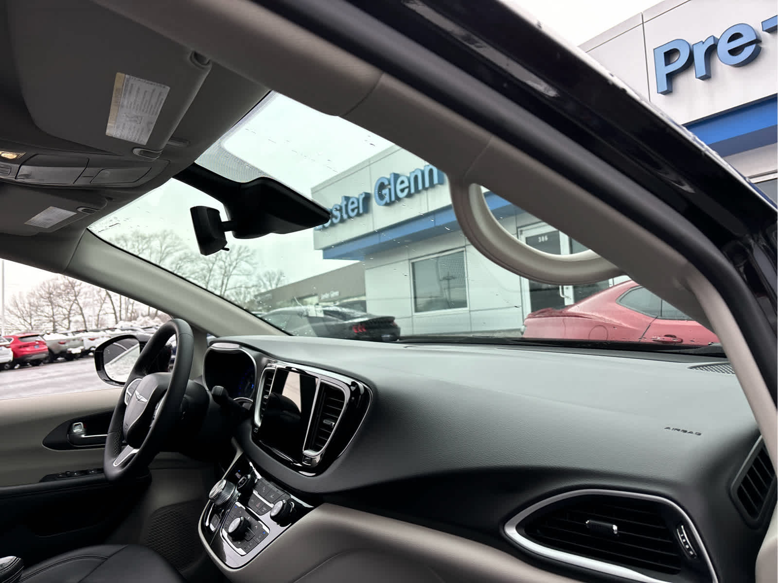 2024 Chrysler Pacifica Touring L