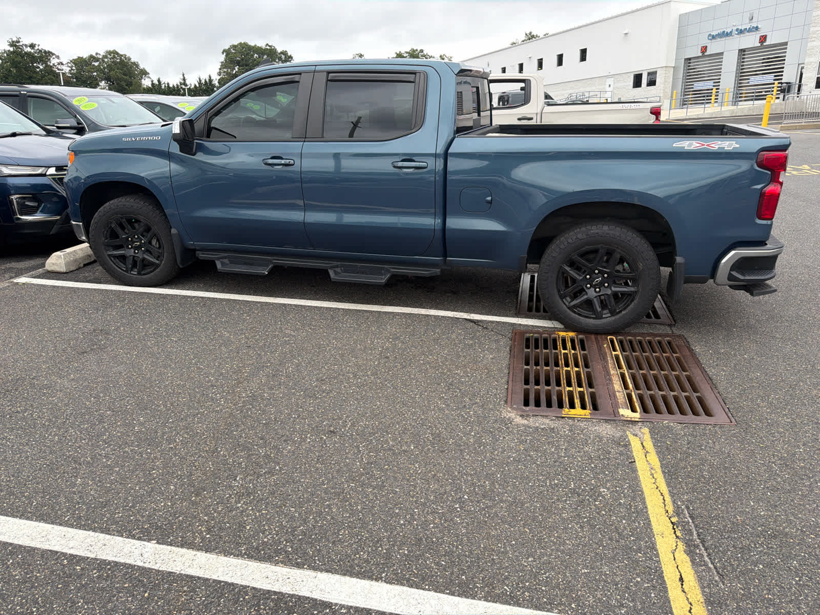 2024 Chevrolet Silverado 1500 LT