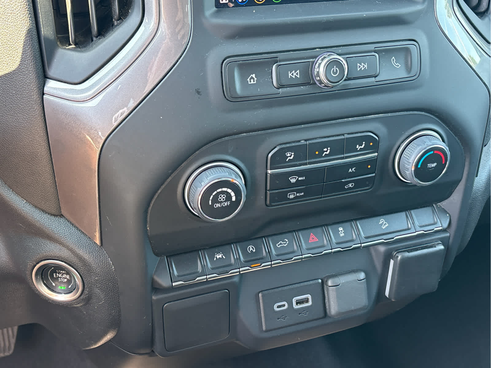 2023 Chevrolet Silverado 1500 Custom Trail Boss