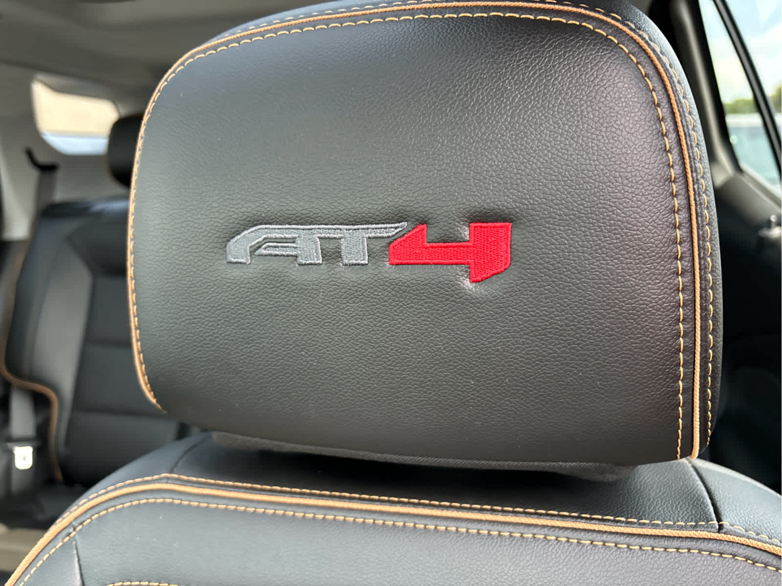 2024 GMC Terrain AT4