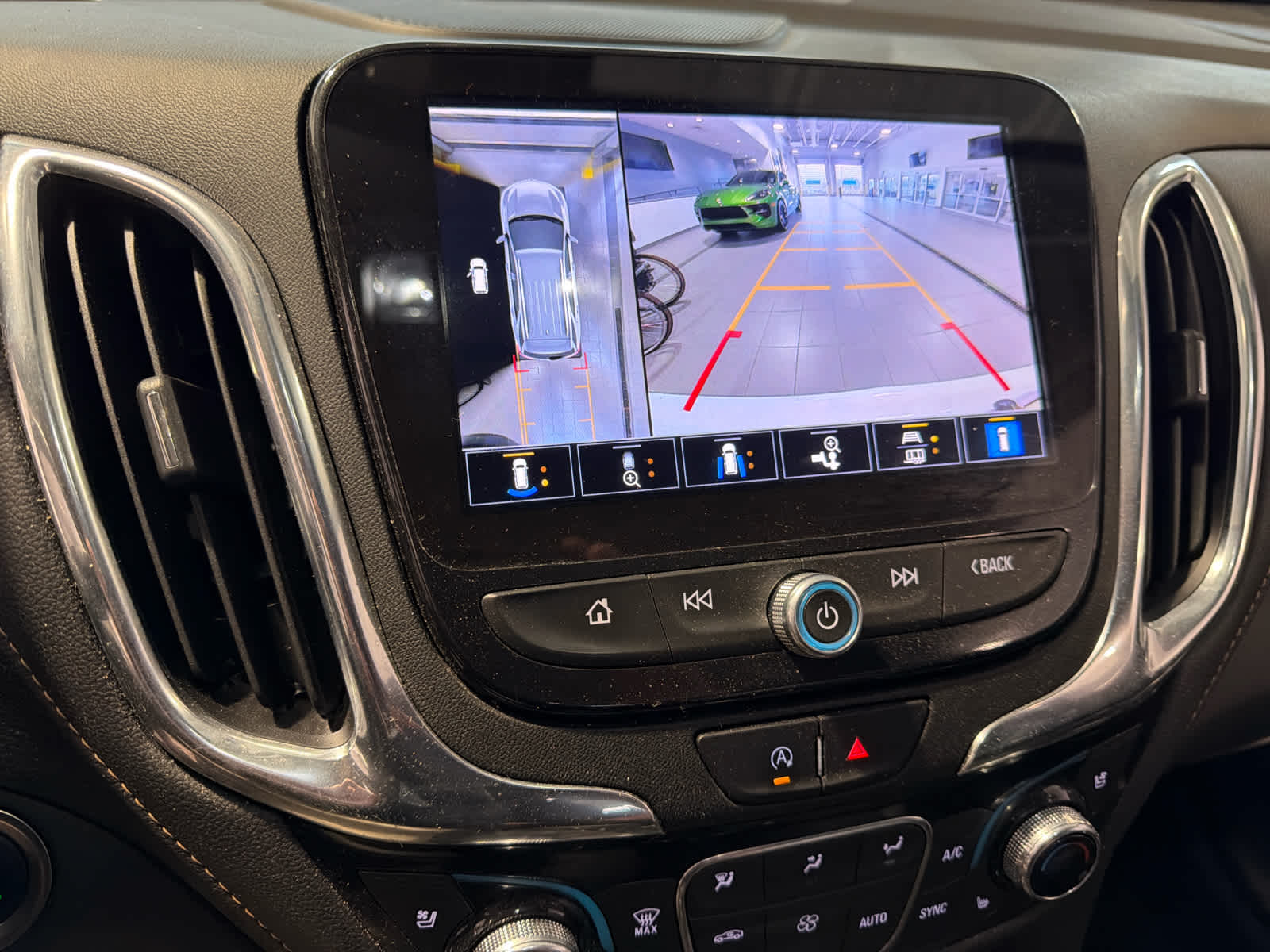 2022 Chevrolet Equinox Premier