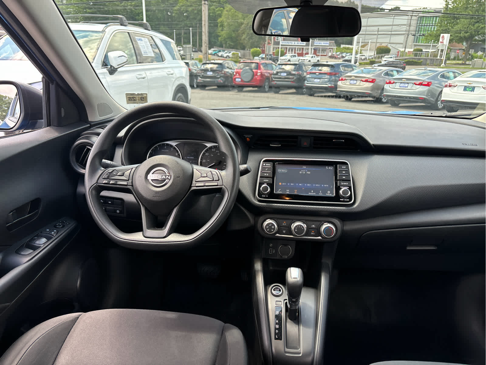 2023 Nissan Kicks S Xtronic CVT