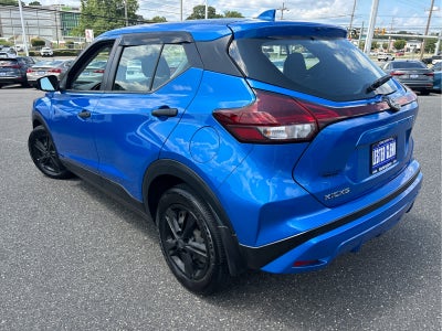2023 Nissan Kicks S Xtronic CVT