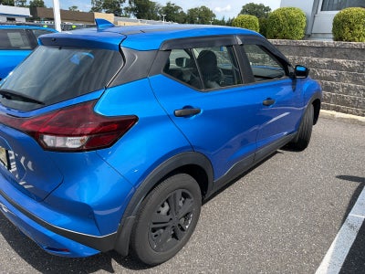 2023 Nissan Kicks S Xtronic CVT