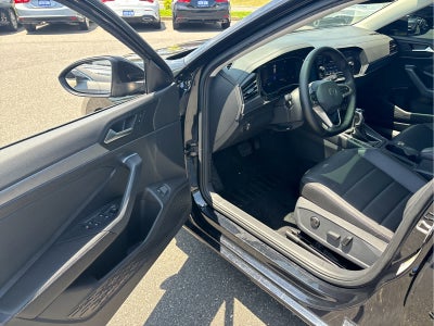 2022 Volkswagen Jetta 1.5T SE