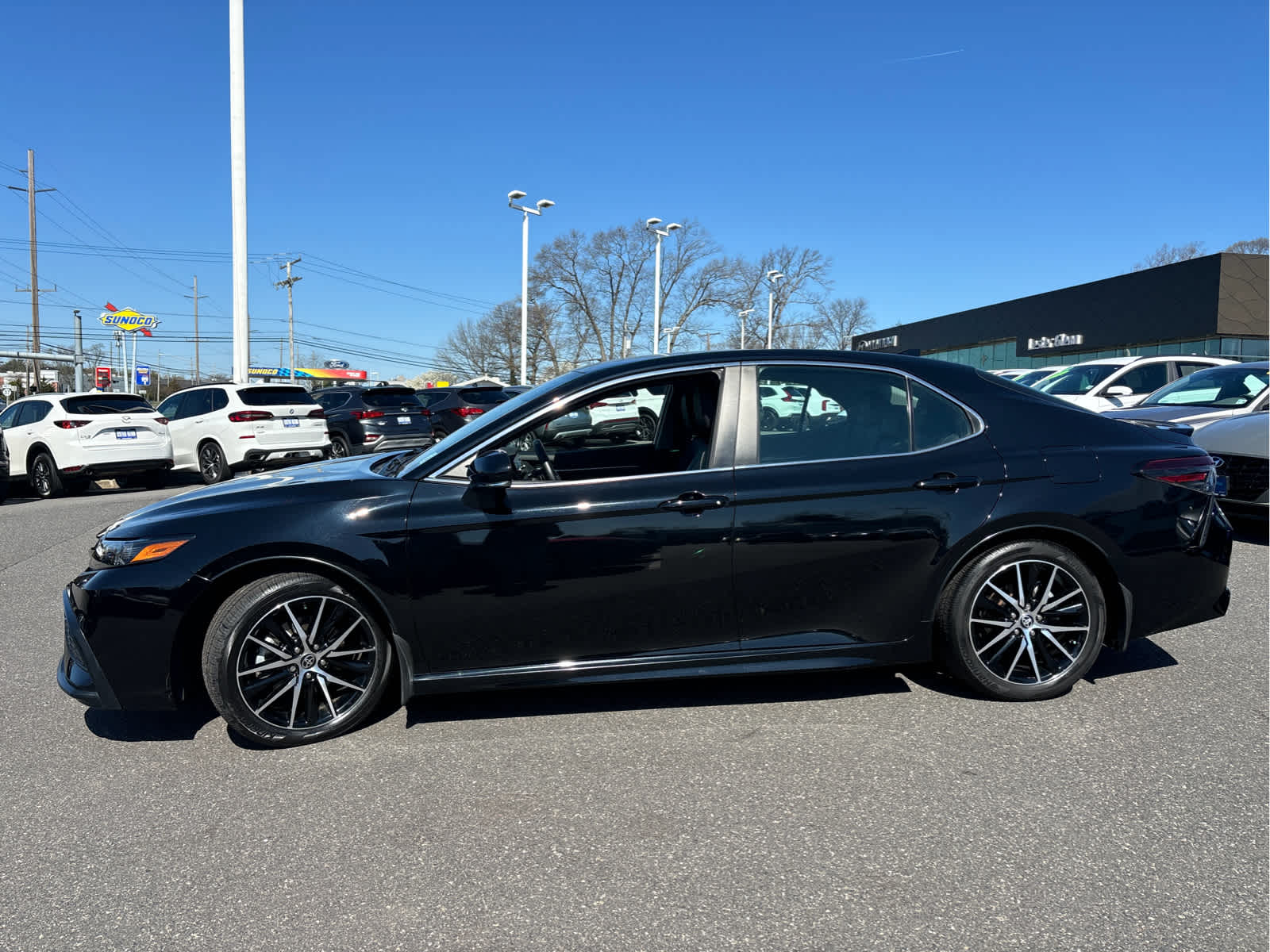 2023 Toyota Camry SE AWD