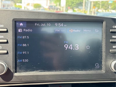 2022 Hyundai ELANTRA SE