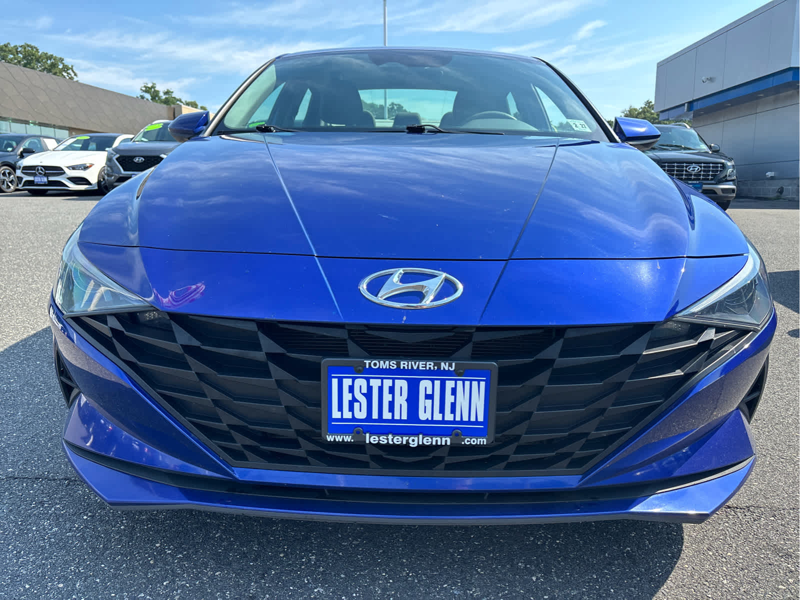 2022 Hyundai ELANTRA SE