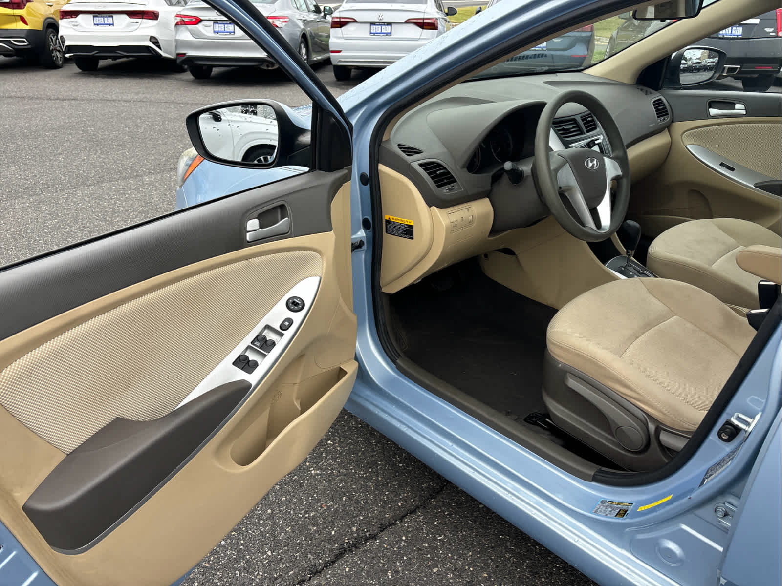 2012 Hyundai ACCENT GLS