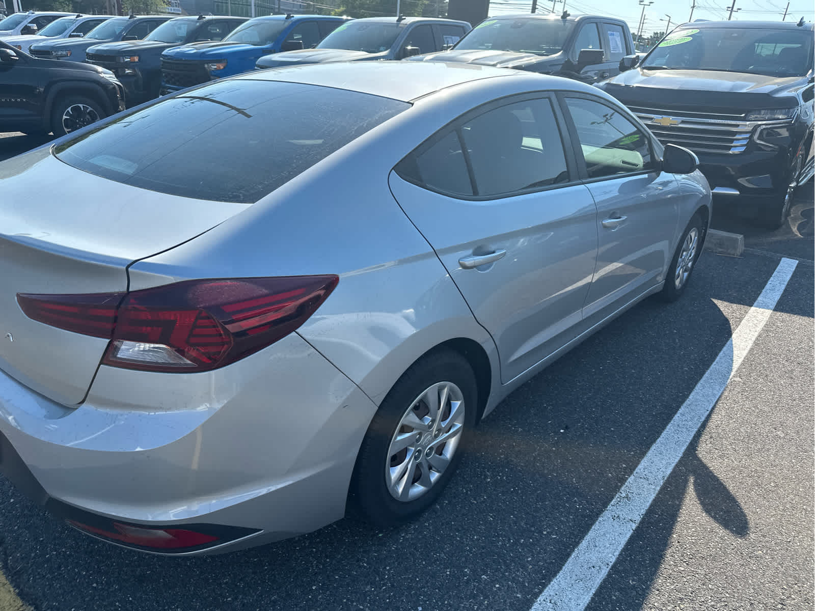 2020 Hyundai ELANTRA SE