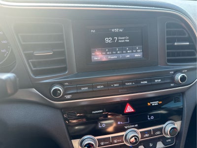 2020 Hyundai ELANTRA SE