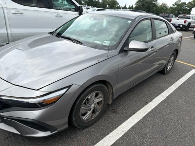 2025 Hyundai ELANTRA SE