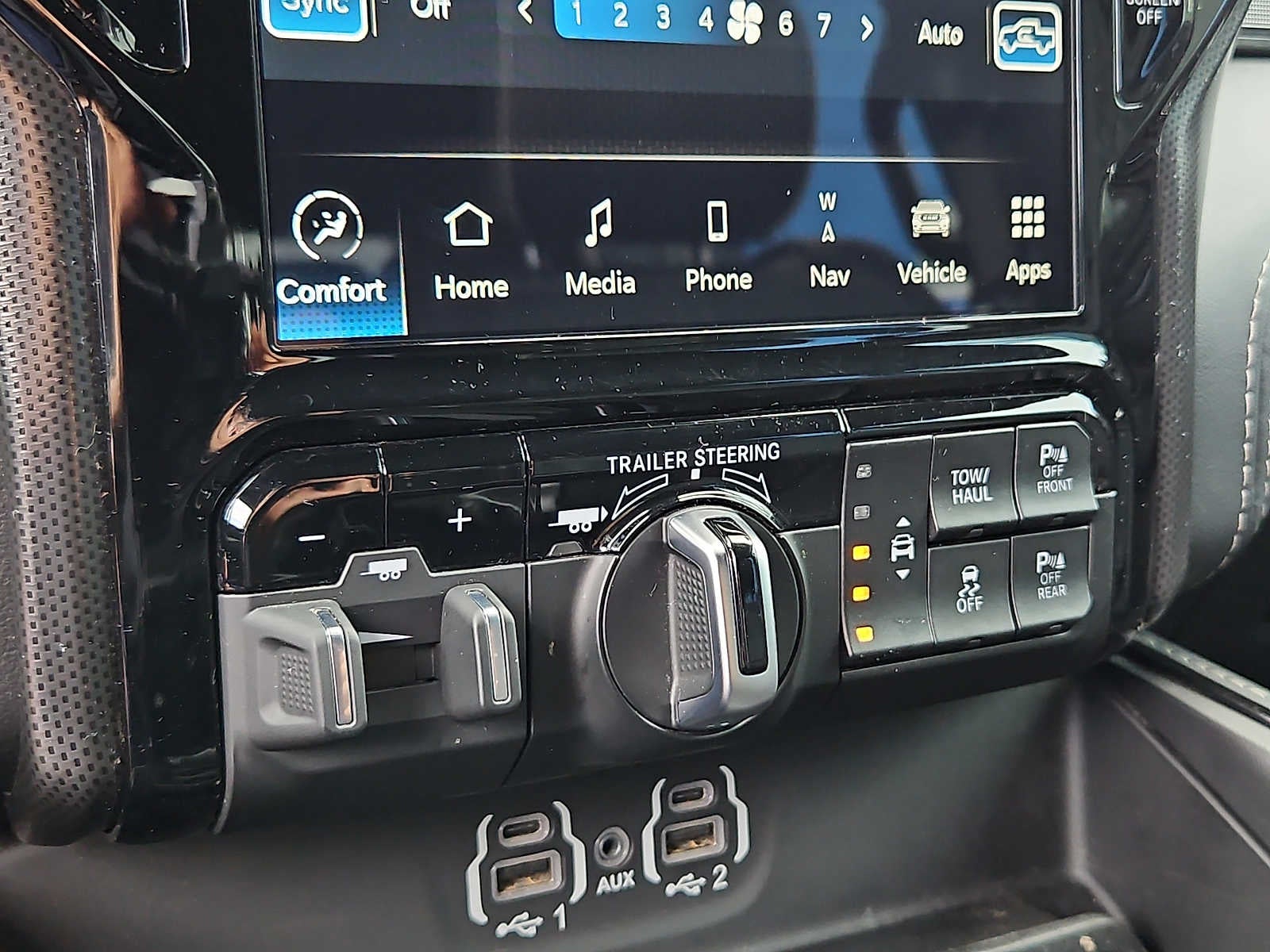 2023 RAM 1500 Limited Crew Cab 4x4 5'7" Box