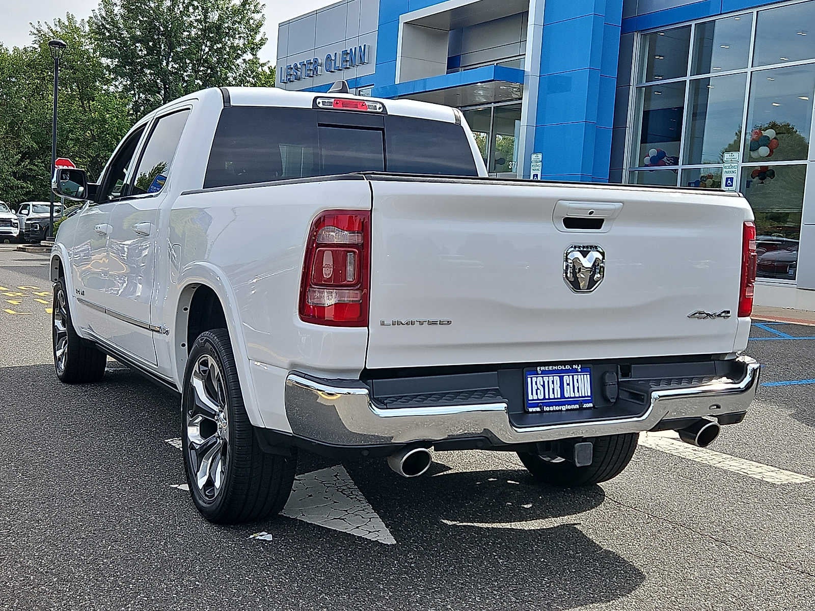 2023 RAM 1500 Limited Crew Cab 4x4 5'7" Box