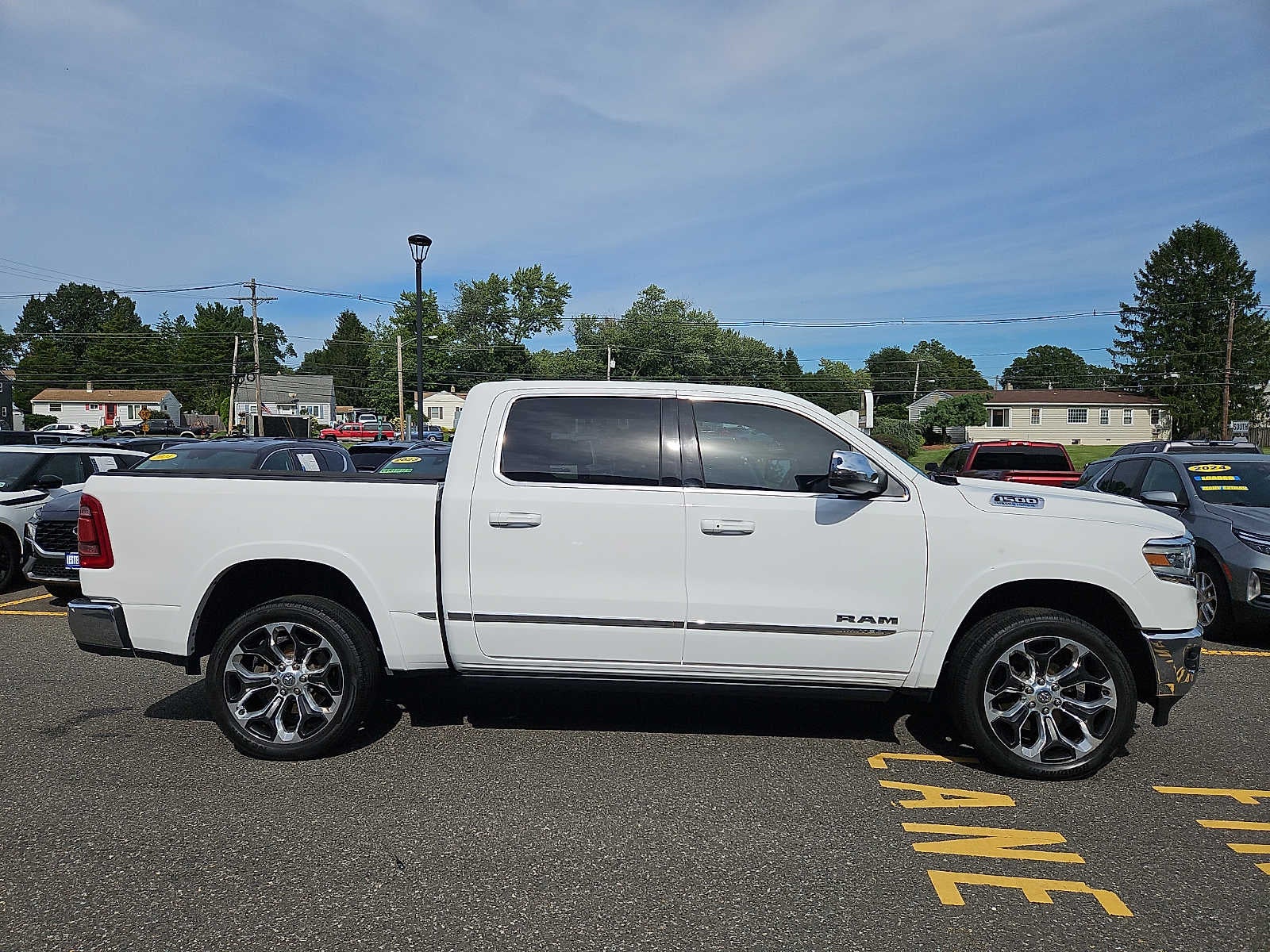 2023 RAM 1500 Limited Crew Cab 4x4 5'7" Box