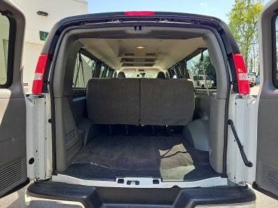 2025 Chevrolet Express Passenger 1LT