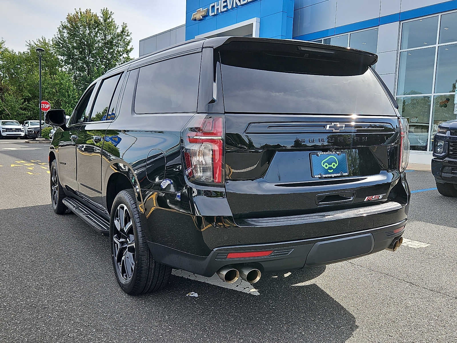 2024 Chevrolet Suburban RST