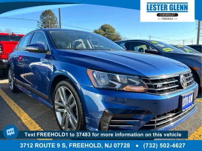 2017 Volkswagen Passat R-Line w/Comfort Pkg